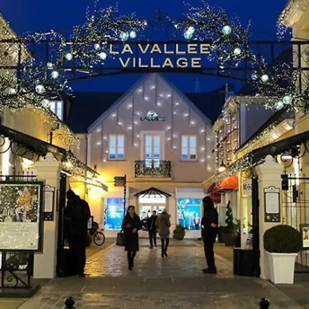 Appart Grand Volume 5 Min Disney Serris Exterior photo