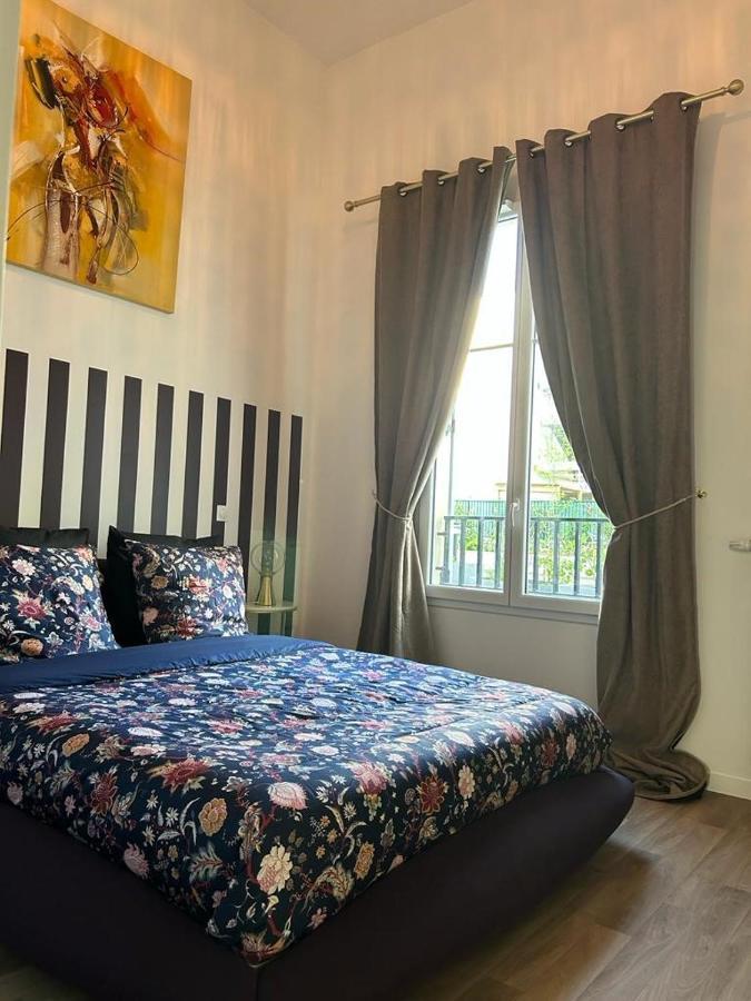 Grand Volume 5 Min Apartment *